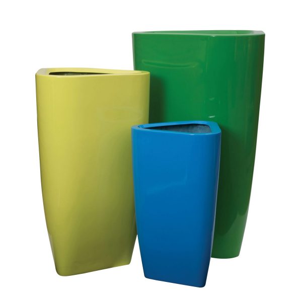 Tall Triangular Soft Rounded edges Planter Triffico